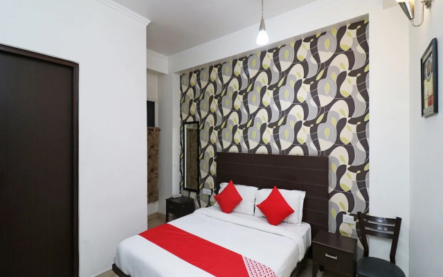 Hotel Silver Star By OYO Rooms