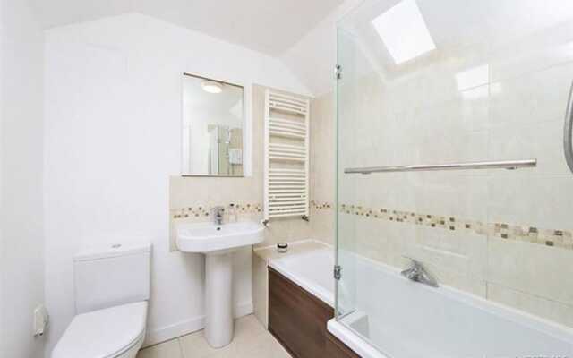 2 Bedroom House In Dublin 4