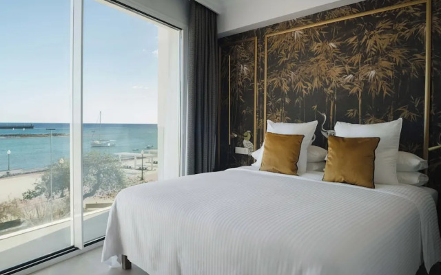 Blue Marina Suites Boutique Apartments