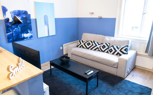 Cosy Studio In Central Party District.