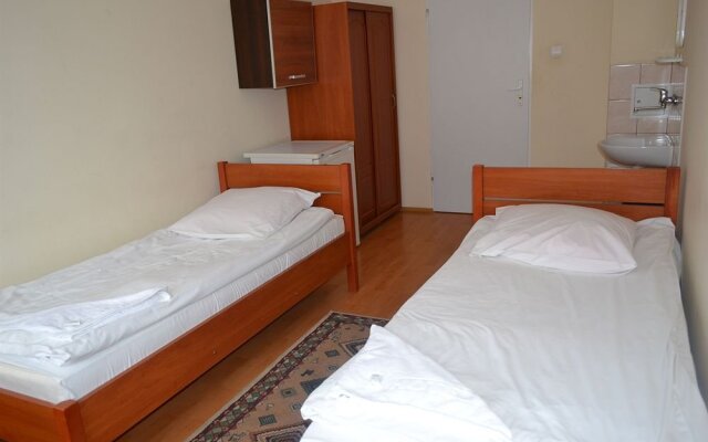 Trio Hostel