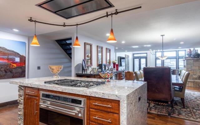 601 Deer Valley Drive