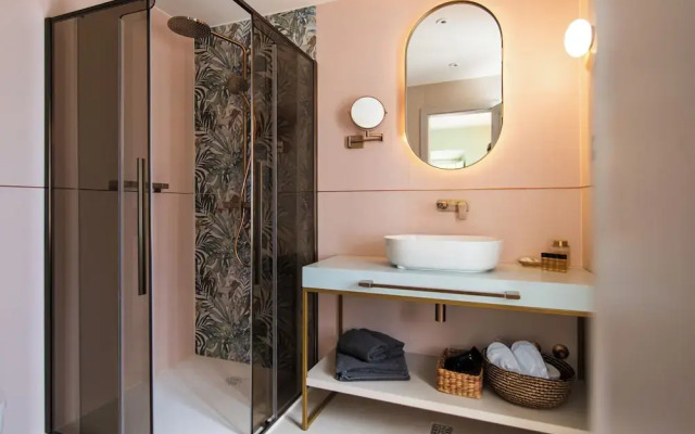 Spindler Luxury rooms by DuHomes