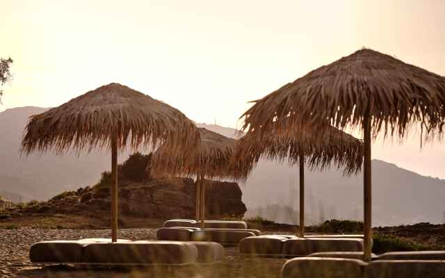 The Bay Hotel & Suites
