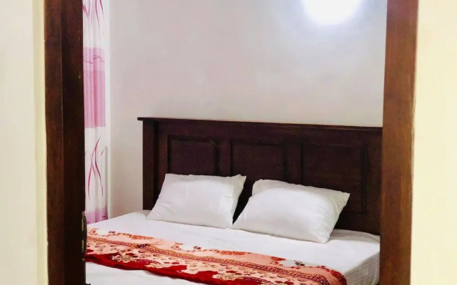 Family Ties GUEST INN