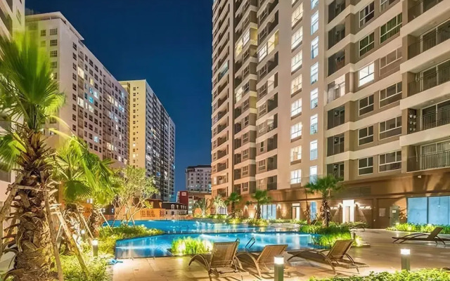 Golden Mansion - Transit Apt Free POOL & GYM
