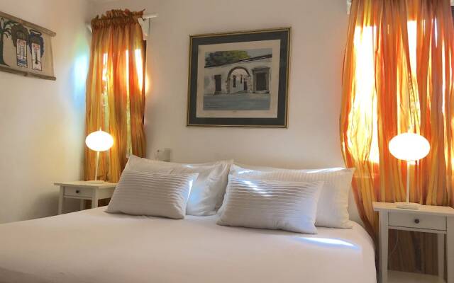 Los Corales Tropical Beach Resort & SPA