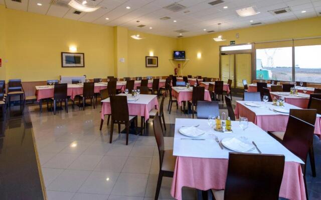 Hotel Castillo El Burgo