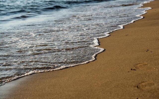 Amazing Seafront Apartment Athens Riviera