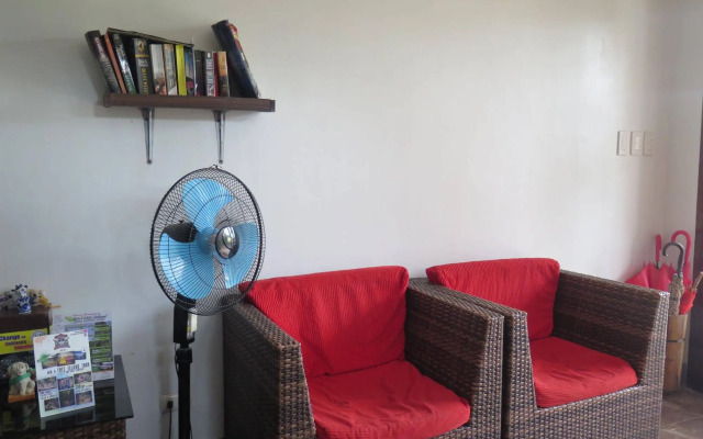 Dayunan El Nido Tourist Inn