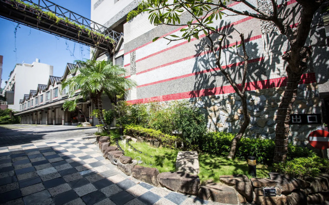Yung Hwa Chun Hotel
