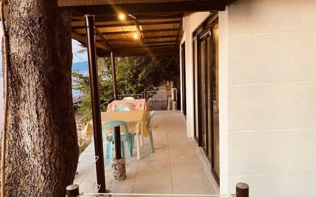 Villa Milagros Dive Inn Anilao