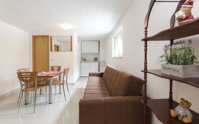 Apartments Crystal