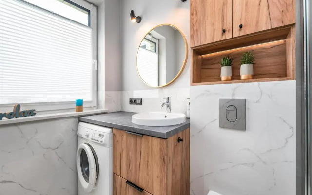 Hubnera 1 by Homeprime (Adults Only)