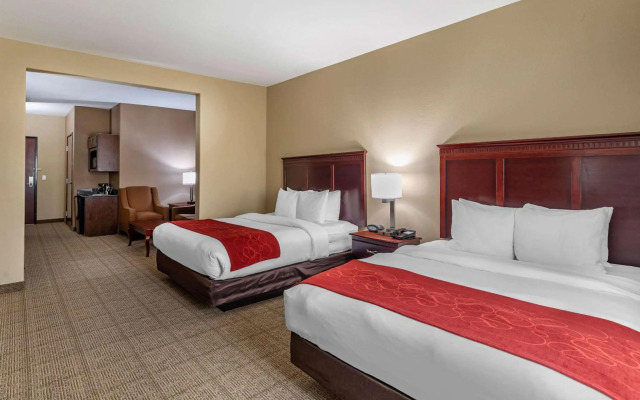 Comfort Suites Ennis