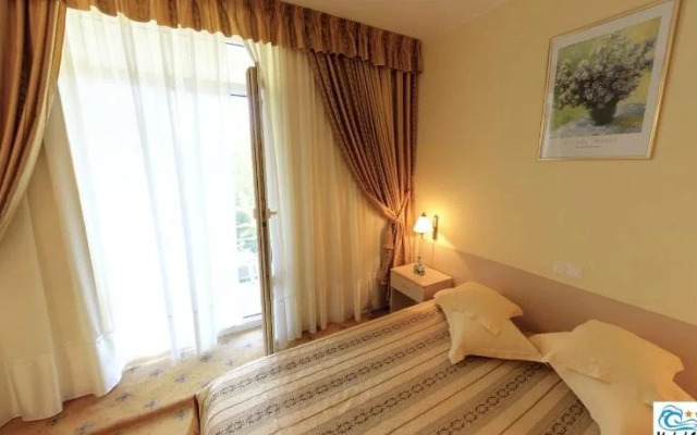 Hotel & Restaurant Valul Magic