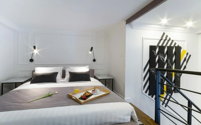 DeZign Apartments