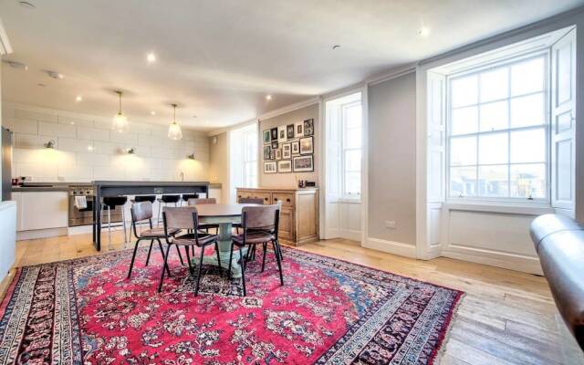 Luxury 2bed Apart on Frederick St - Heart of City
