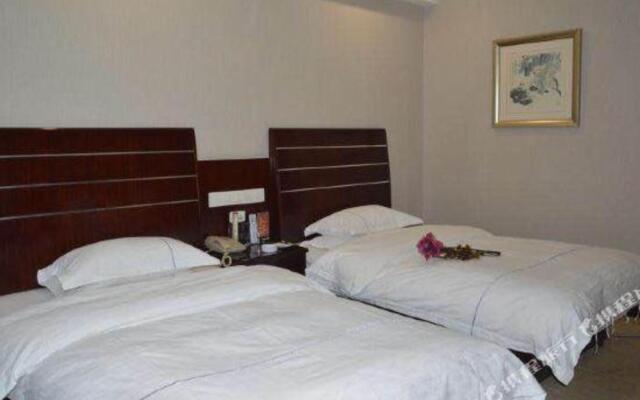 Yifeng Hotel