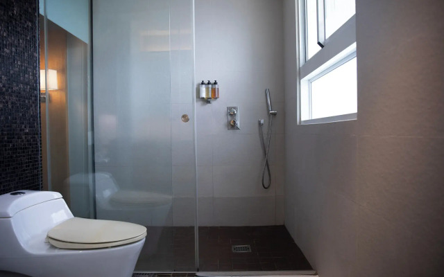 Kapok Hotel & Resorts