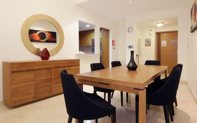 Vacation Bay - Trident Grand Residence