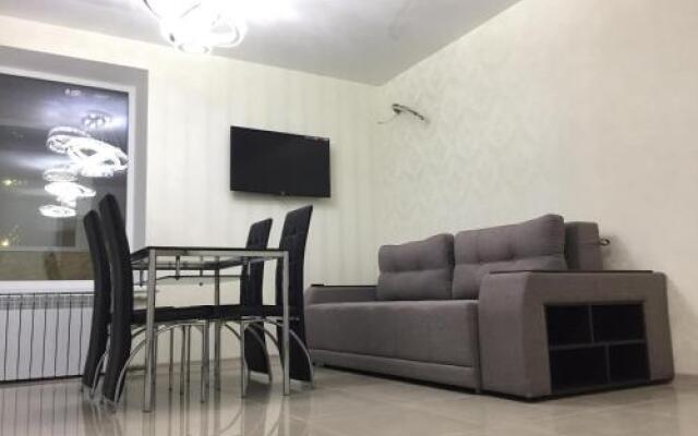 Most City Area De-Lux Apartment