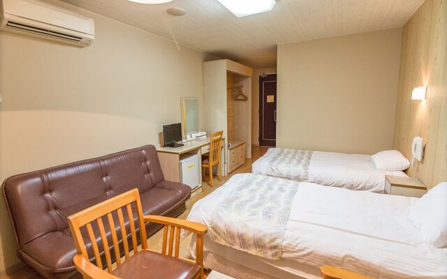 La Teada Kume-island