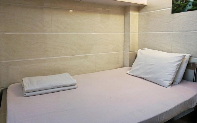 Maple Leaf Guest House