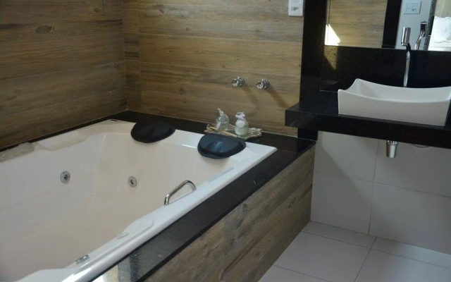 Hotel Renascer Palace