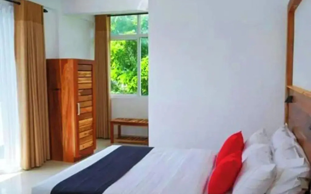 Kandy Grand Ocacia