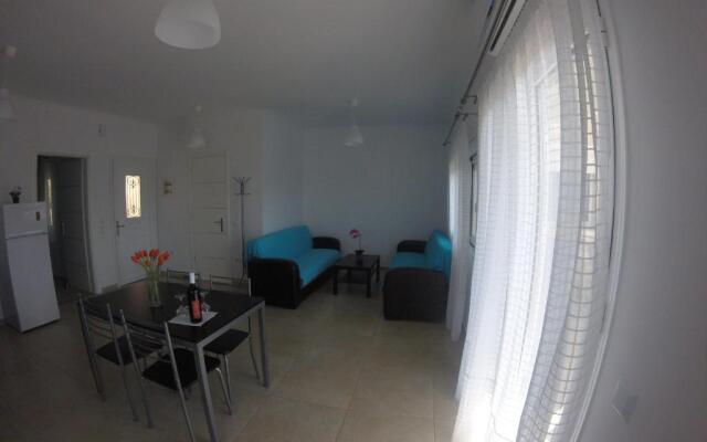 Kanellos luxury apartments