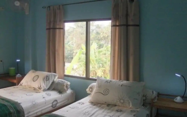 Homestay Singburi Thailand