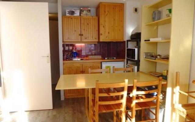 Apartment Joli Appartement Avec Chambre, Cabine Et Terrasse