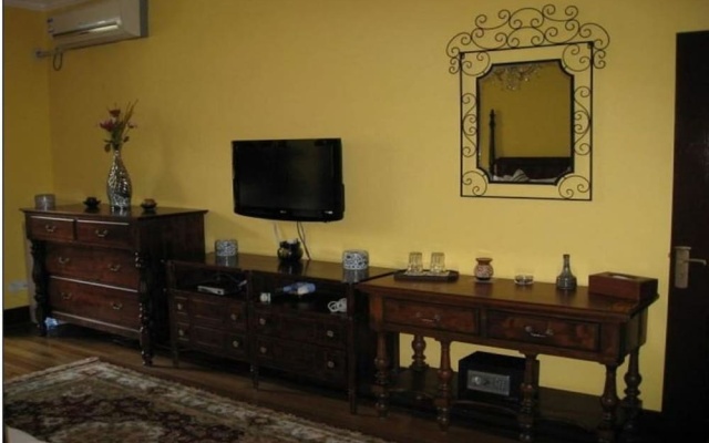 Kevin's Old House – Guest Rooms – Shanghai