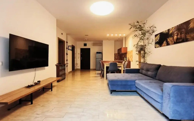 Caesar Residence