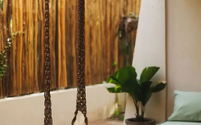 Luxury Jungle Retreat Sleeps 10 Rooftop Pool
