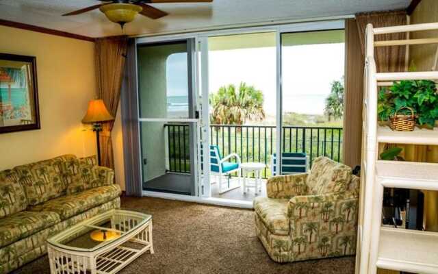 Cocoa Beach Ocean Landing Resort“ Ocean Front Apartment