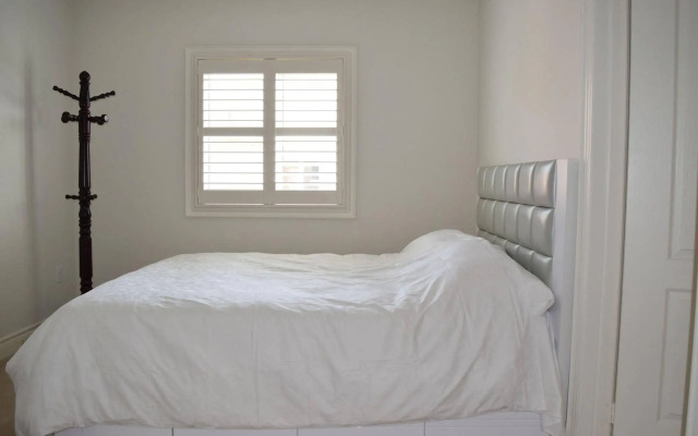 Markham Hostel