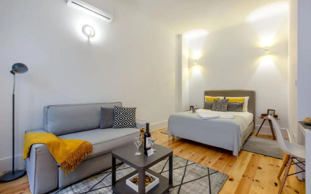 Santa Catarina Experience in Porto