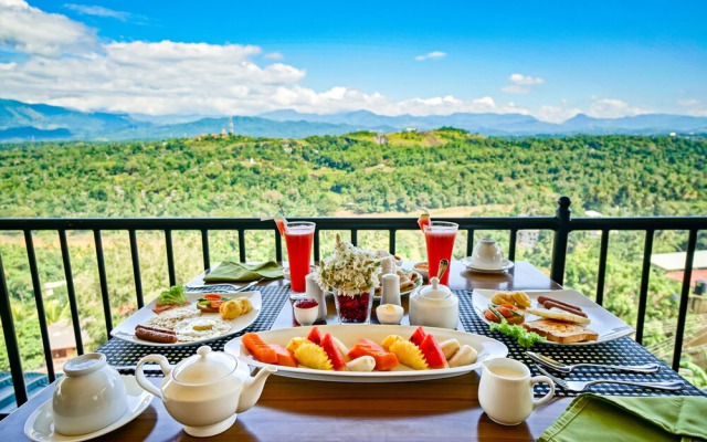 Romance Hills Hotel