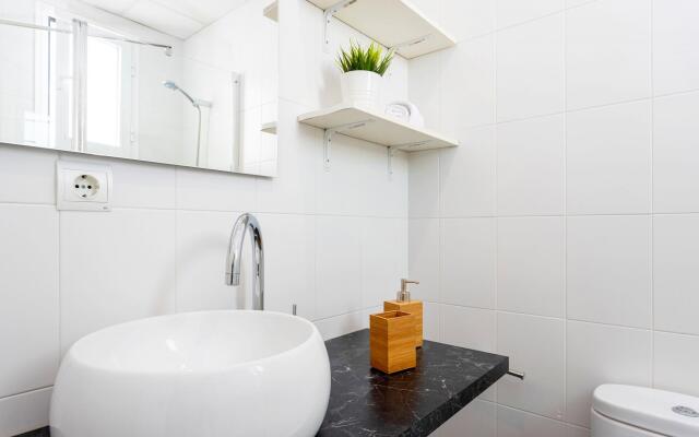 Genteel Home Marin Garcia V