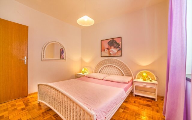 Apartments Lidija