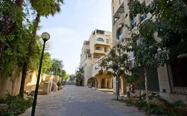 Jaffa Courts Apartments