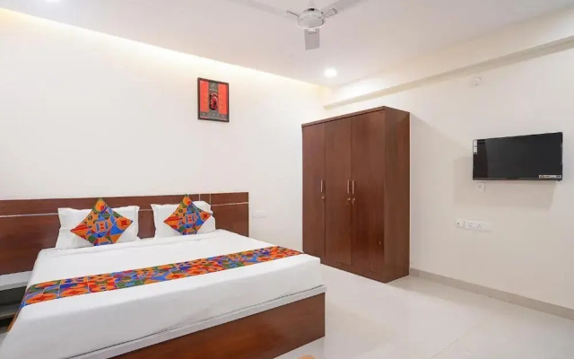 Hotel Urban Prime Near Hi-tech City