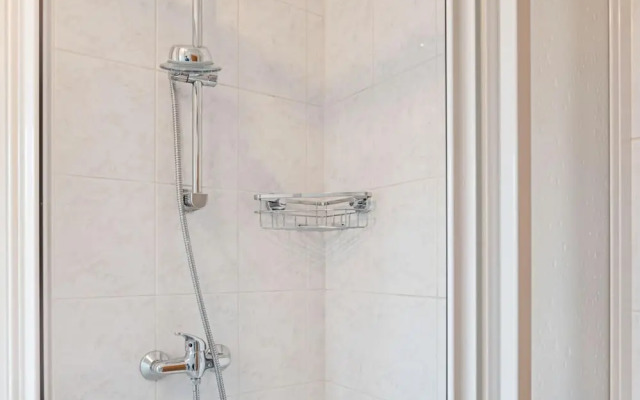 Apartment in Dresden With Swimming Pool