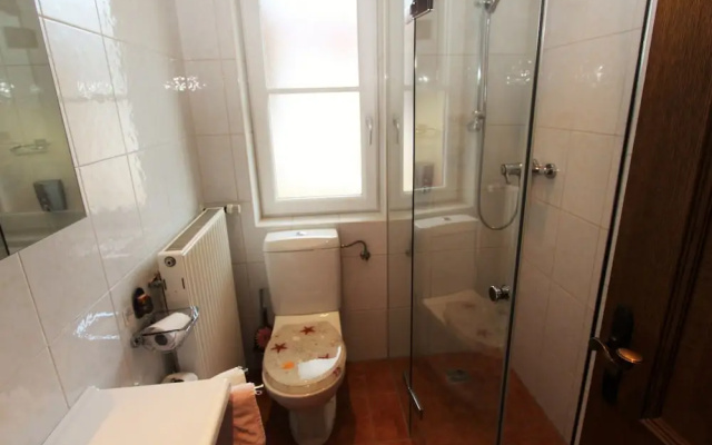 Apartment Near Nassfeld Ski Lift With Pool