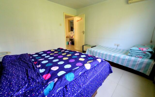First Met Hostel