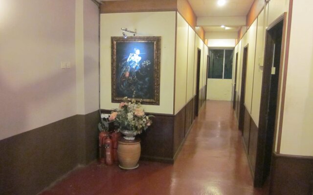 Western Island Hotel