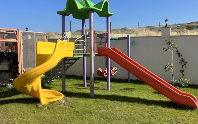 Yeşilsu taş konağı