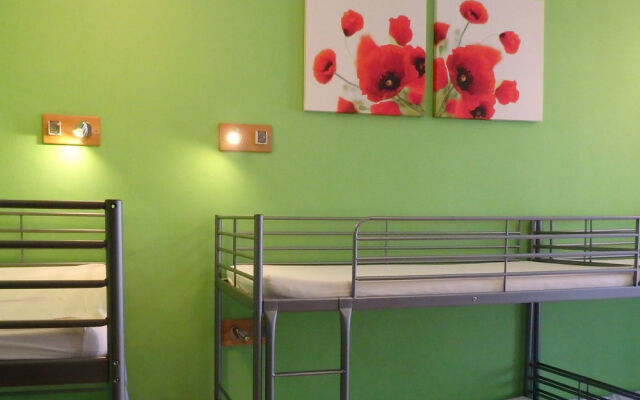 Hostel Mango